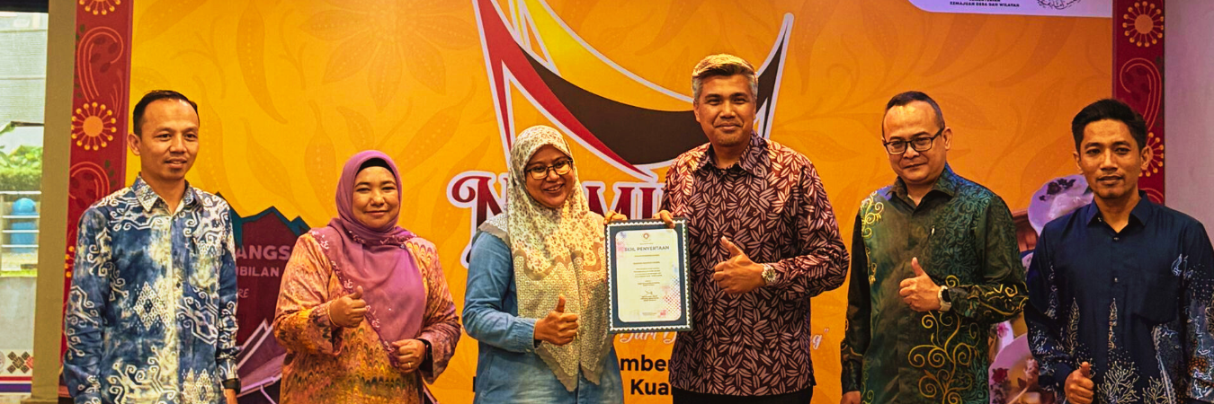 gray and white luxury daniel gallego email header